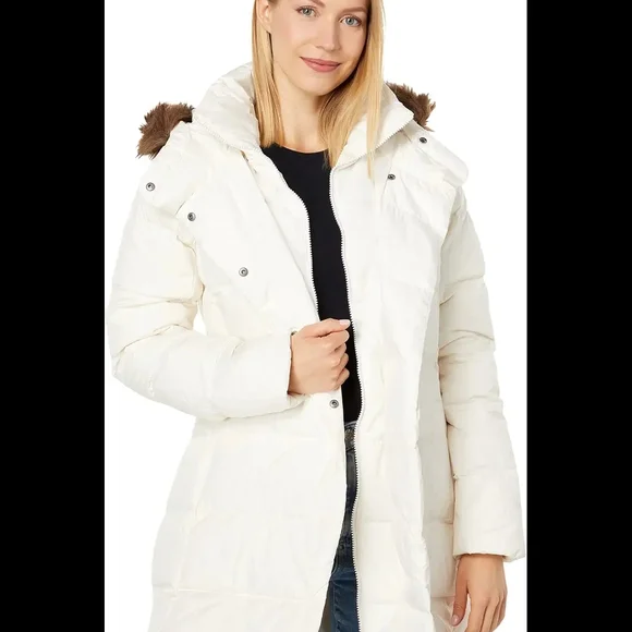 North Face Dealio Women's Navy Puffer Coat - Picture 2 of 7